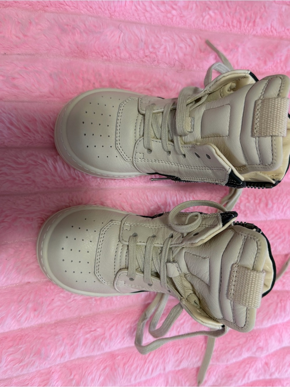 NEVER WORN RICK OWENS KIDS SNEAKERS